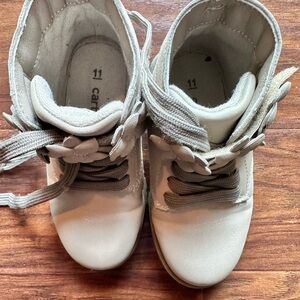 Carters size Youth 11 boots